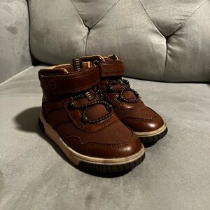 Stride Rite 360 Porter Sneaker Boots